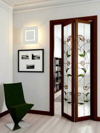 Двери гармошка с витражным декором Тольятти